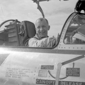 Olav F Aamoth i F-104 Cockpit